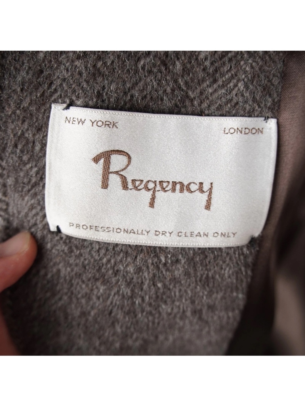 Vintage Regency Herringbone Wool Over Coat Womens SIze 6 Brown 90s Union Made - Picture 10 of 14